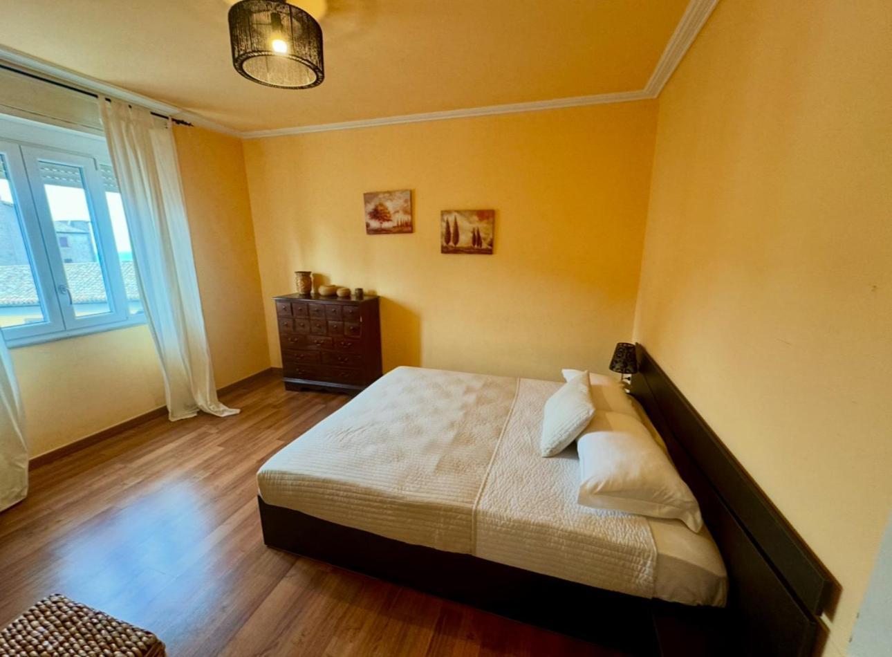 אפרטהוטל מונטפיאסקונה Palazzo Frigo חדר תמונה